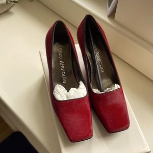 Holiday red and black small hill shoes